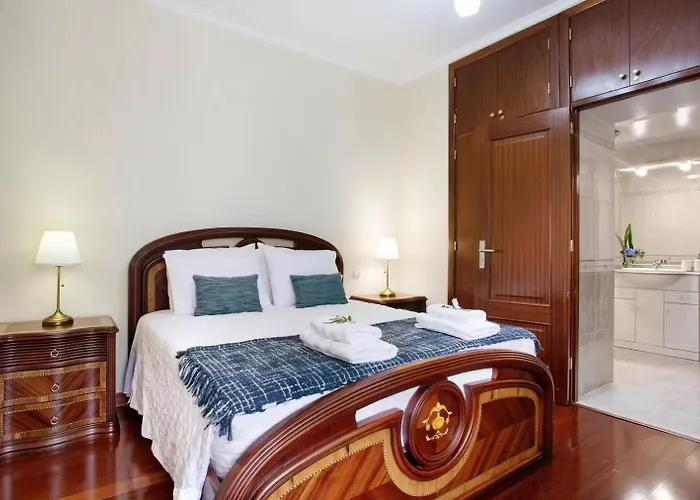Central Living Funchal